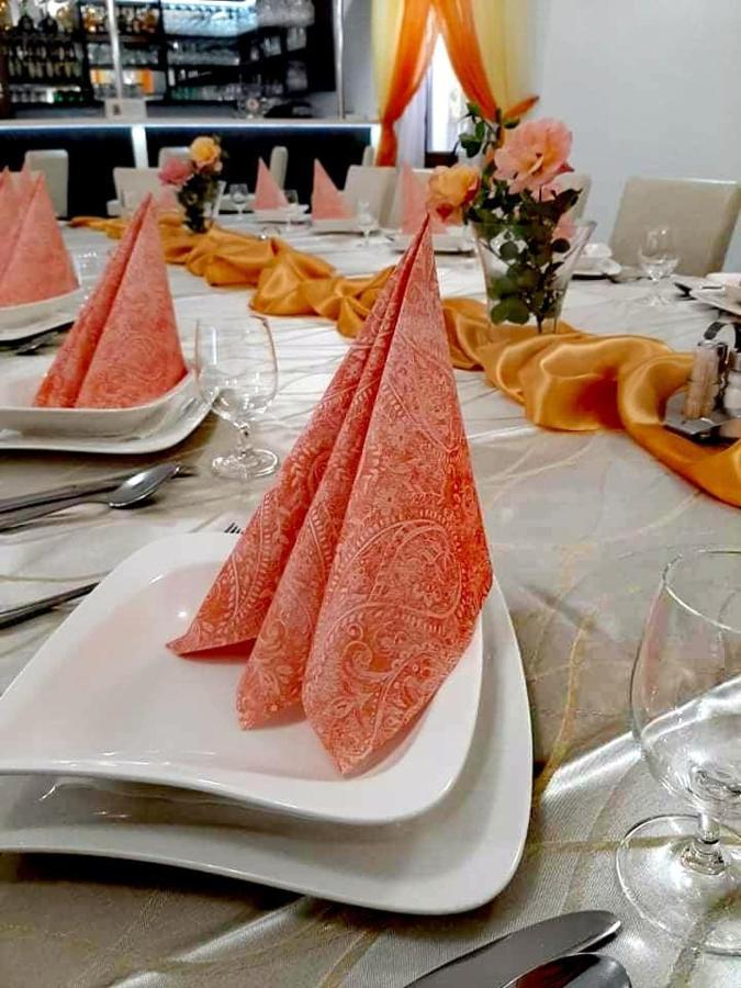 Jolán Pension&Restaurant Cicov Bagian luar foto