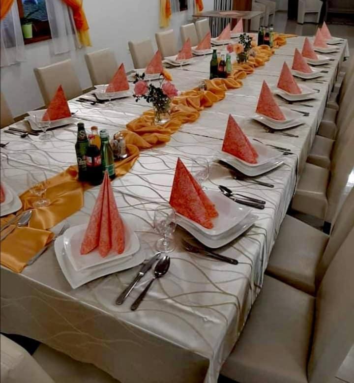 Jolán Pension&Restaurant Cicov Bagian luar foto