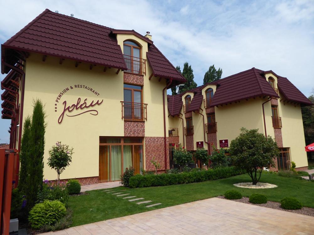 Jolán Pension&Restaurant Cicov Bagian luar foto